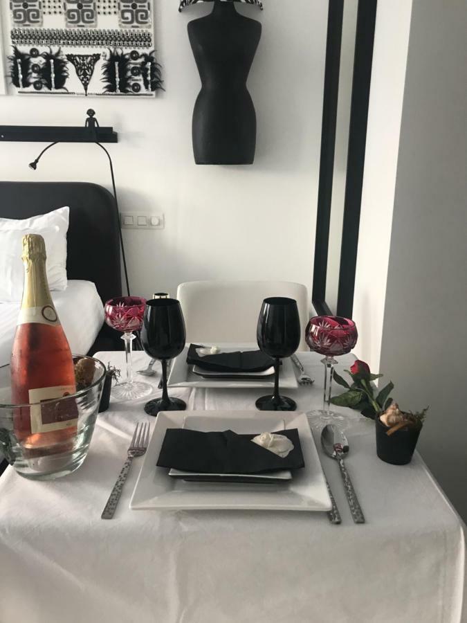 Les Lofts De Styliste Aparthotel Saint-Gilles Εξωτερικό φωτογραφία