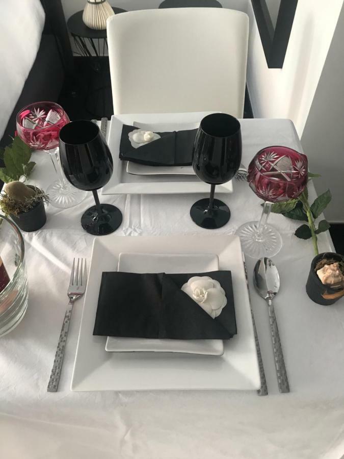 Les Lofts De Styliste Aparthotel Saint-Gilles Εξωτερικό φωτογραφία