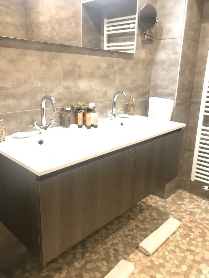 Les Lofts De Styliste Aparthotel Saint-Gilles Εξωτερικό φωτογραφία