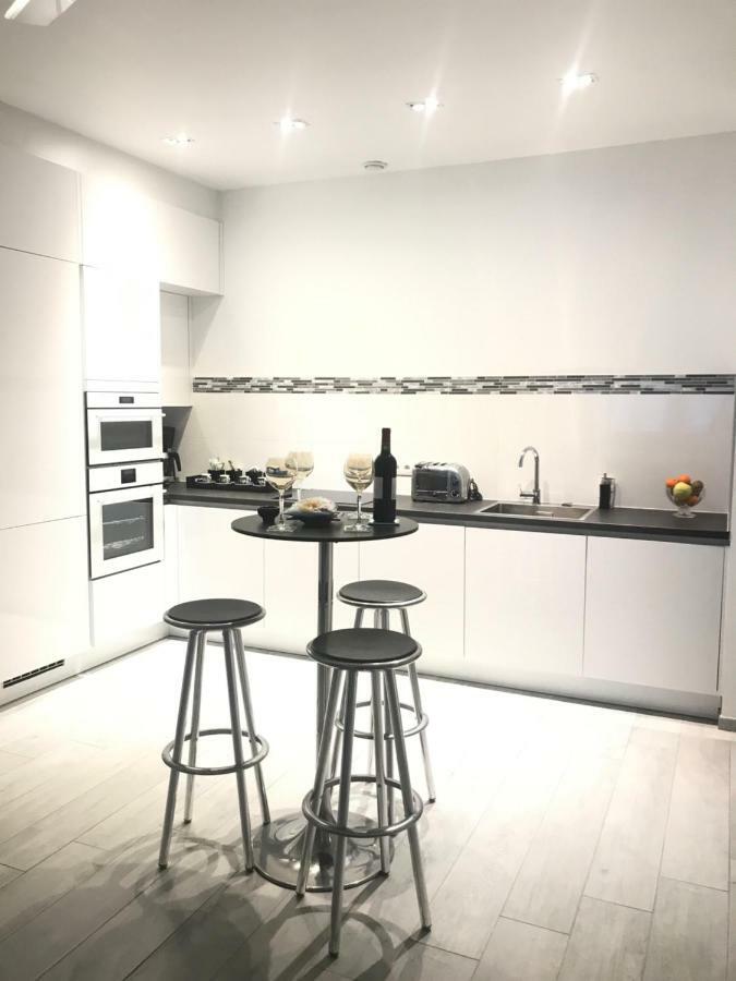 Les Lofts De Styliste Aparthotel Saint-Gilles Εξωτερικό φωτογραφία